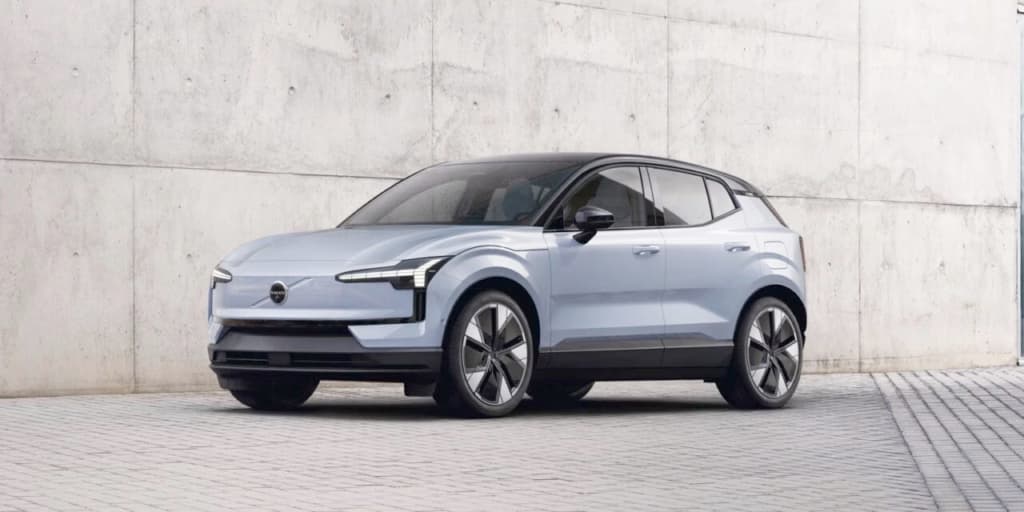 Volvo відкликає автомобілі по всьому світу через проблеми з акумуляторами