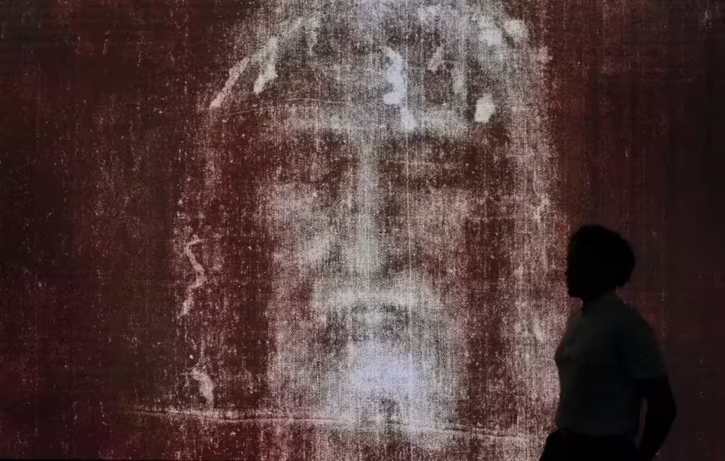 Вчені заявили, що зображення на Туринській плащаниці не належить людині