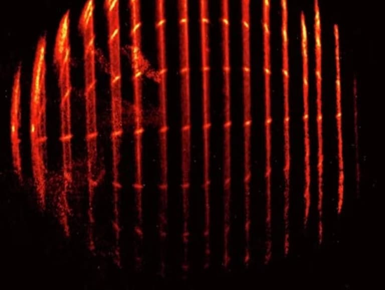 Вчені зробили швидкість світла видимою