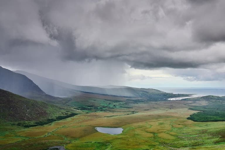 Вчені пояснили, як багаторічні дощі призвели до падіння давньої цивілізації