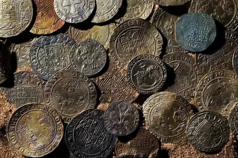 Скарби під пісками Намібії: знайдено 500-річний корабель із золотом