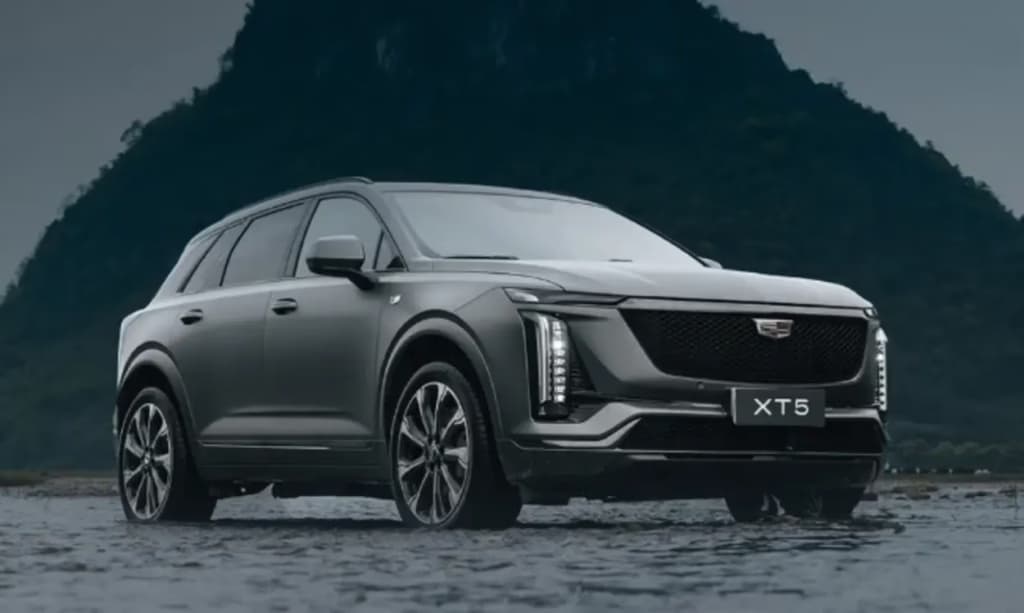 Cadillac XT5 доступний у новому кольорі «Dongli Gray»