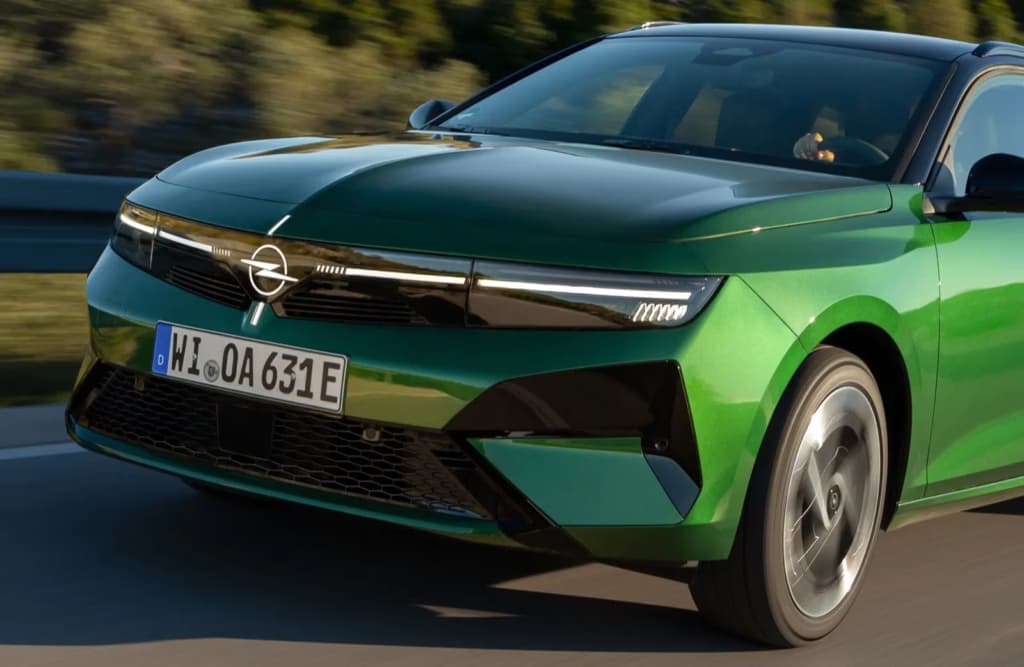 Opel розширює V2L-технологію на нові електромобілі