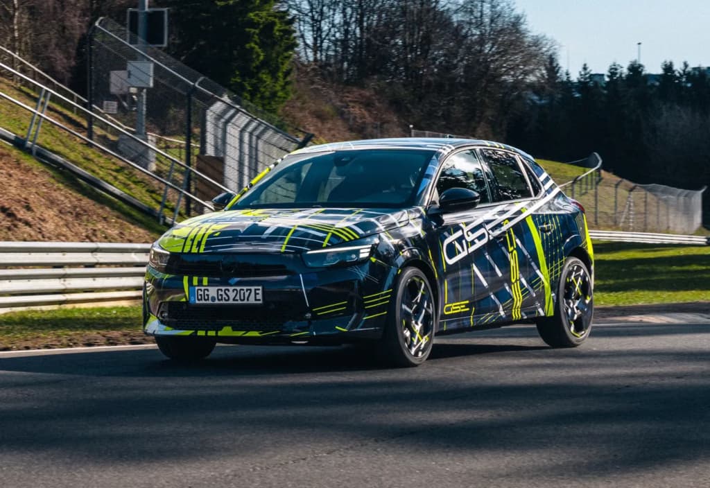 Opel обіцяє «справжній хот-хетч» у форматі електромобіля