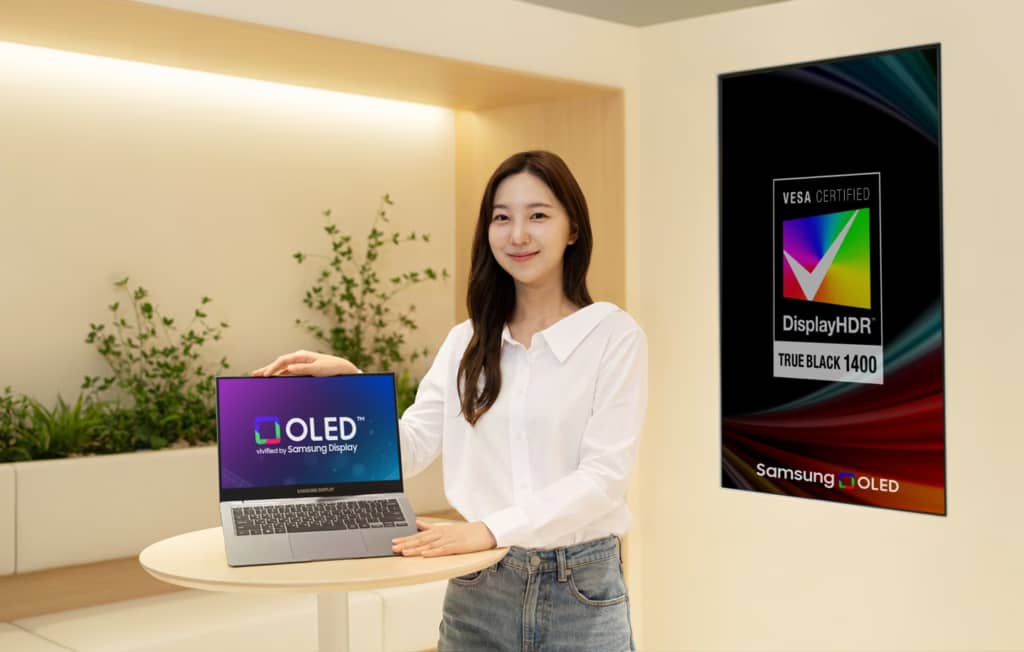 OLED-панелі Samsung для ноутбуків отримали стандарт True Black 1400