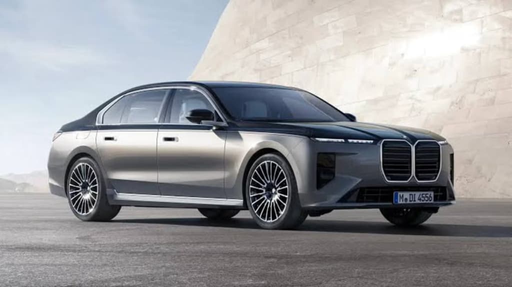 BMW готує більше десятка нових моделей та глобальне оновлення лінійки до 2027 року