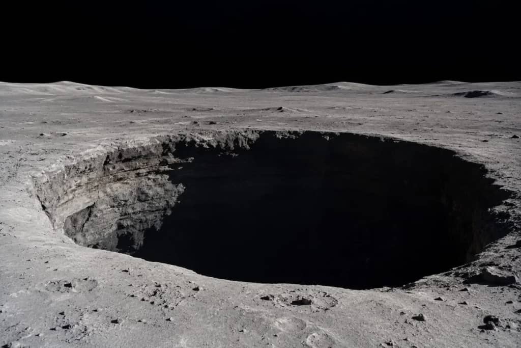 NASA дослідить гігантську діру на Місяці: під поверхнею може ховатися величезна печера