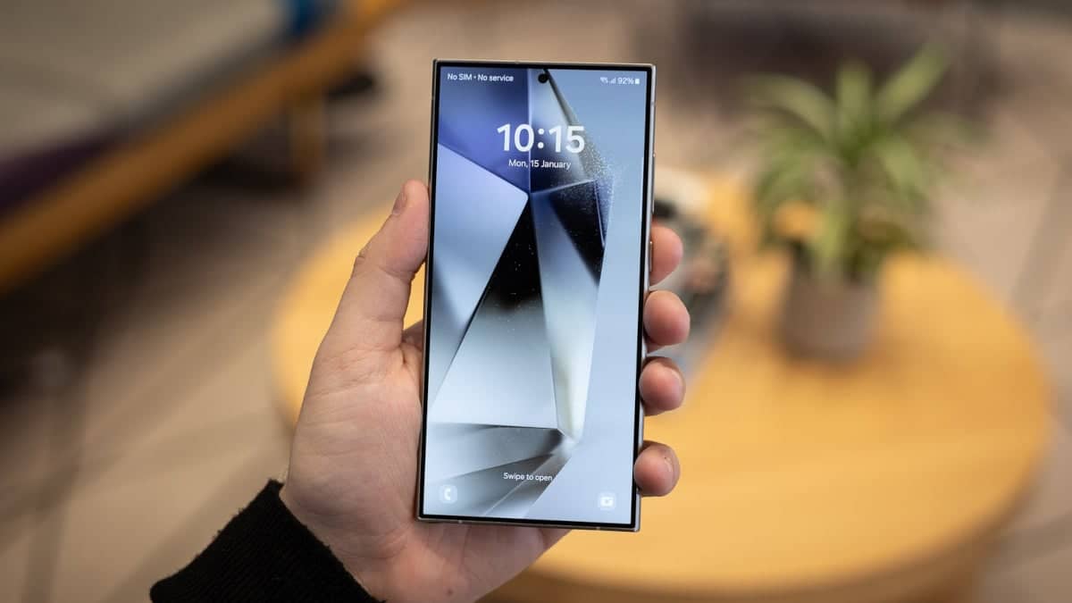 Акцент на ШІ, титан та нові кольори корпусу: Samsung офіційно представила лінійку Galaxy S24