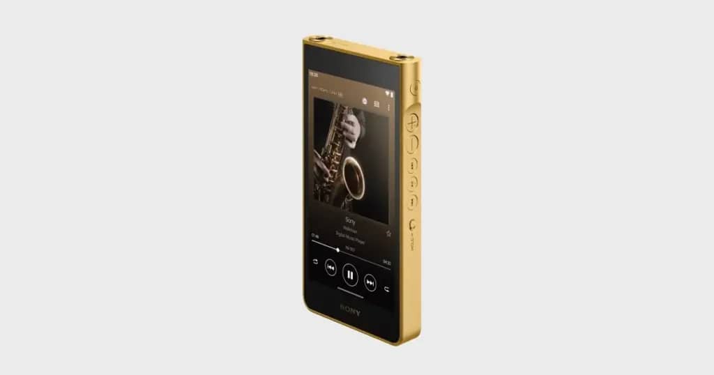 Sony презентувала золотий Walkman за $5,900: що приховує аудіофільська мрія?