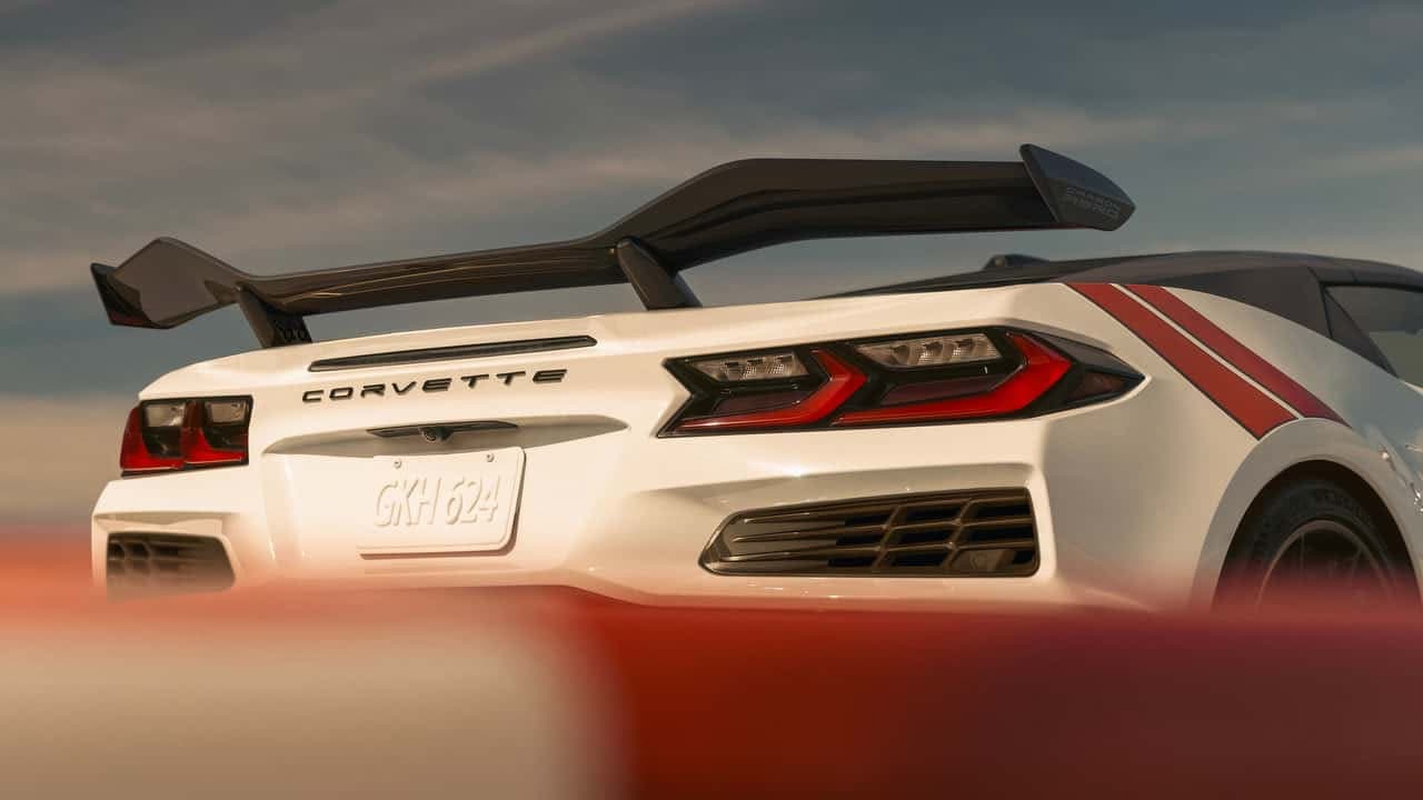 Chevy оголосив про зупинку продажу C8 Corvette