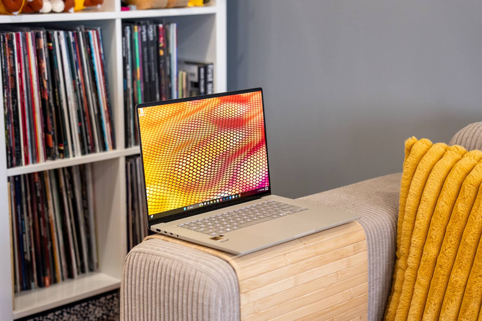 Asus Zenbook A16: Легкий ноутбук, який може стати альтернативою MacBook Air