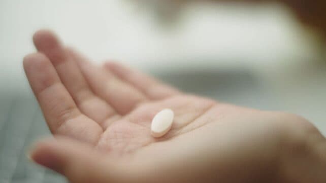 Звичайний антидепресант може допомогти зменшити вживання метамфетаміну