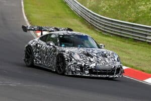 Новий Porsche 911 GT3 RS: свіжі аеродинамічні оновлення