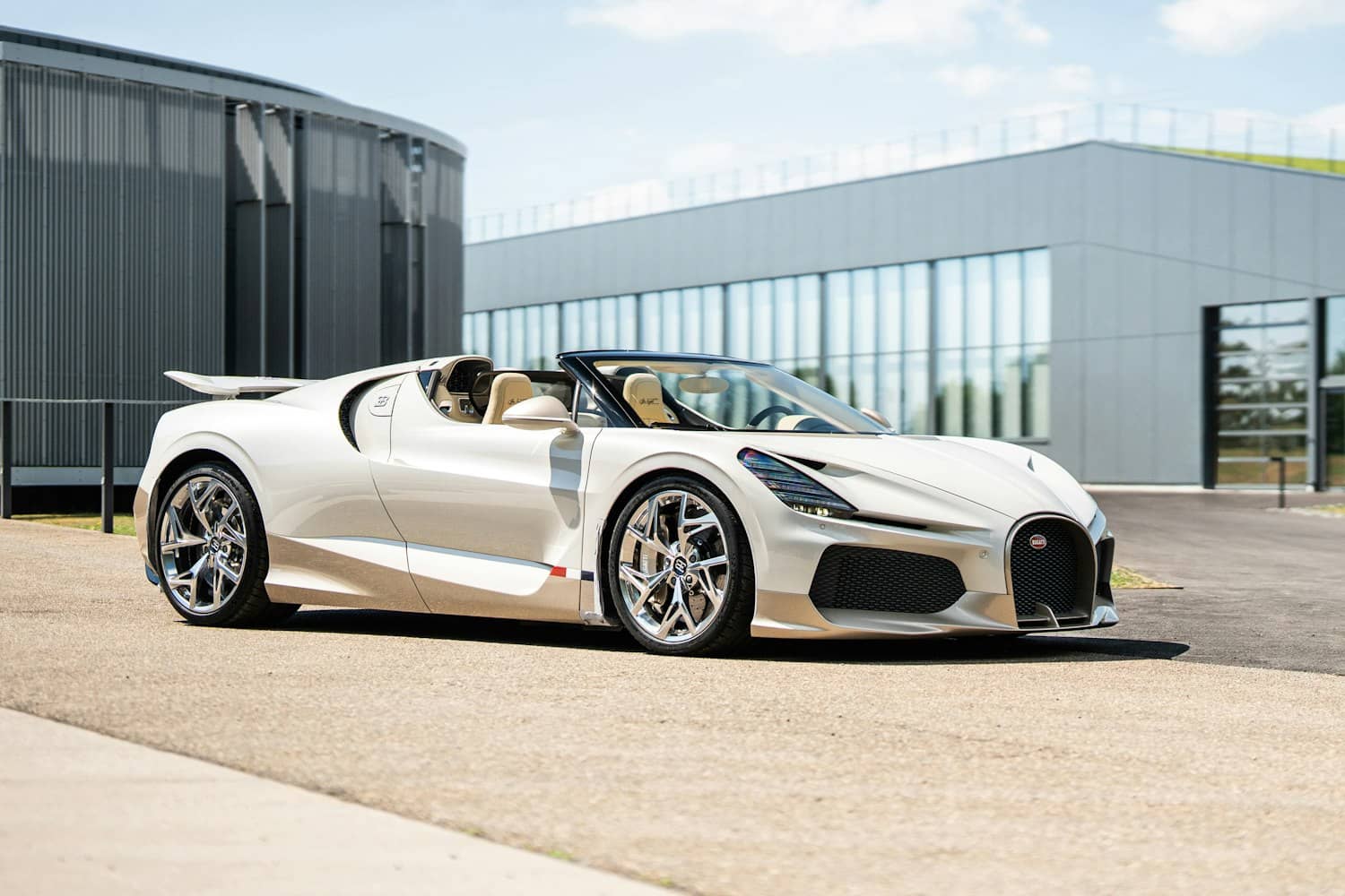 Останній Bugatti W16 Mistral: кінець ери легендарного W16