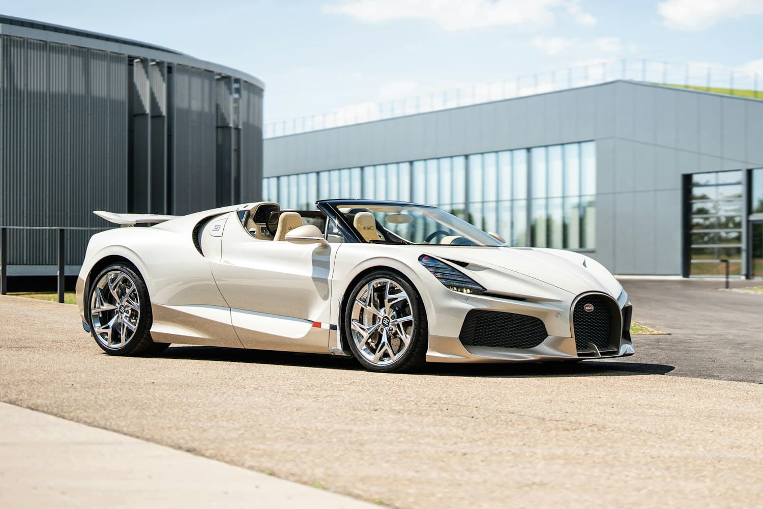 Останній Bugatti W16 Mistral: кінець ери легендарного W16